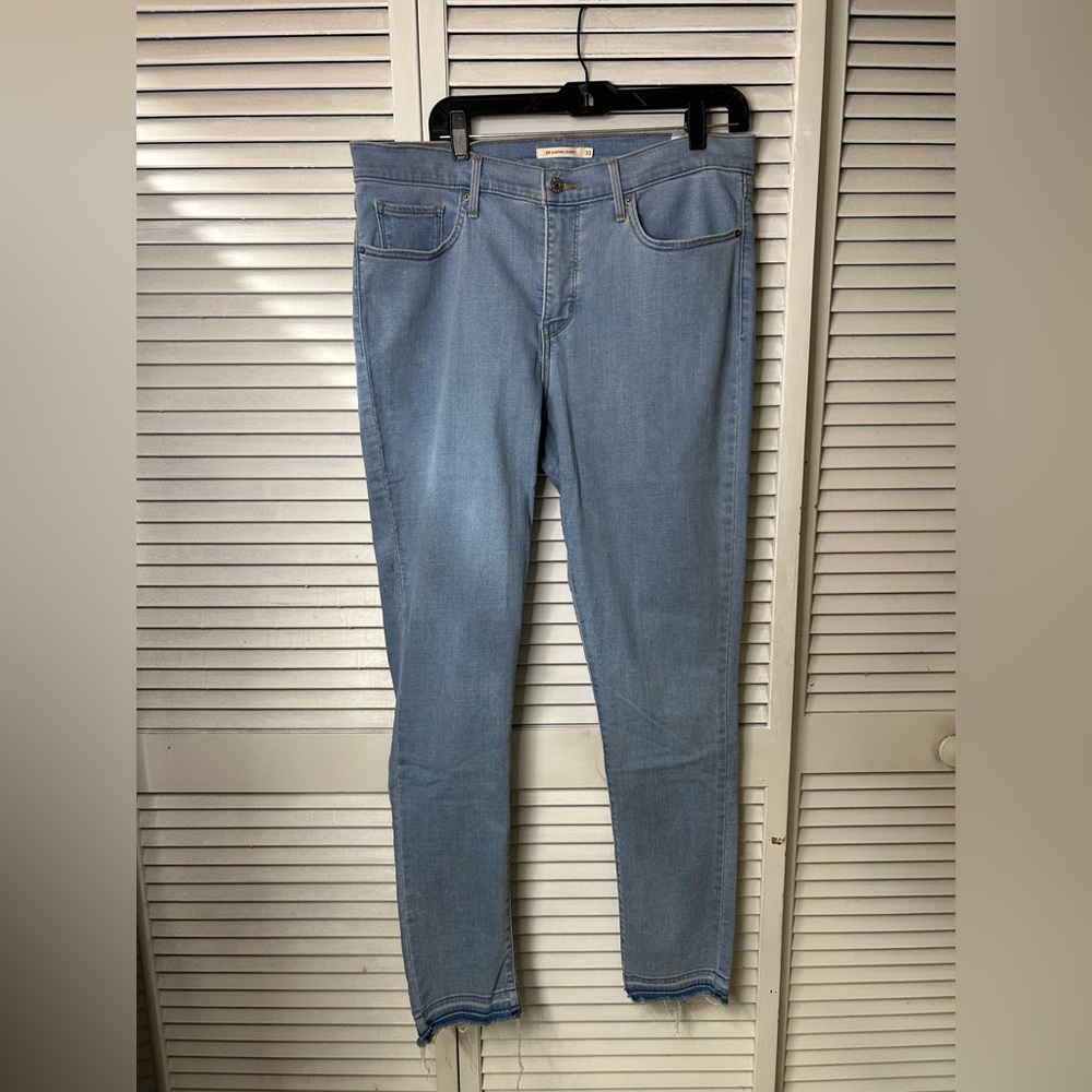Levi’s 311 Shaping Skinny Jeans Size 33